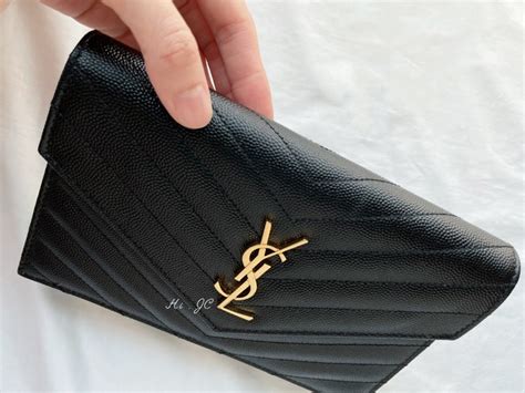 YSL WOC包（Saint Laurent Wallet On Chain ）開箱＋包包優缺 